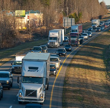 Morning rush hour on I-77 southbound in Cornelius. (©2013 David Boraks)
