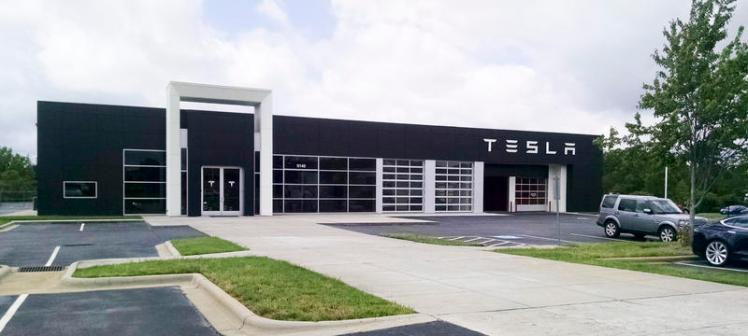 Tesla's showroom on E. Independence Blvd. in Matthews can talk to you about a Tesla, but they can't do the deal. (David Boraks/WFAE)